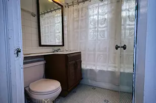 7613 S Evans Ave, Chicago, IL 60619 - Photo 9