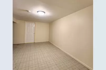 111 Woodland Drive, Round Lake Beach, IL 60073 - Photo 7