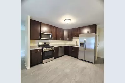 111 Woodland Drive, Round Lake Beach, IL 60073 - Photo 3