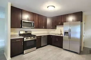 111 Woodland Dr, Round Lake Beach, IL 60073 - Photo 3