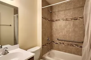 111 Woodland Dr, Round Lake Beach, IL 60073 - Photo 5