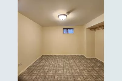 111 Woodland Drive, Round Lake Beach, IL 60073 - Photo 11