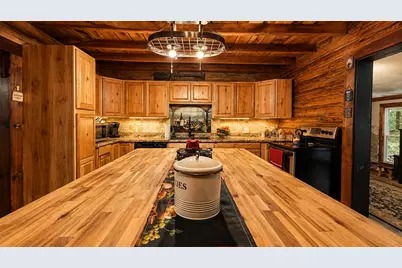 690 Ganntown Lane, Grantsburg, IL 62943 - Photo 9