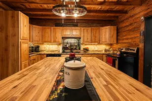 690 Ganntown Ln, Grantsburg, IL 62943 - Photo 9