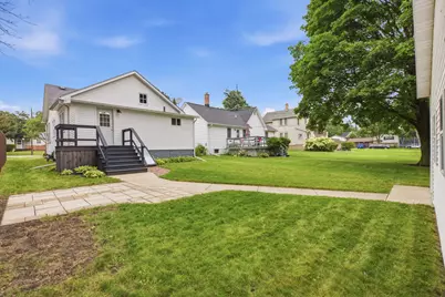 422 S 10th Street, Dekalb, IL 60115 - Photo 27