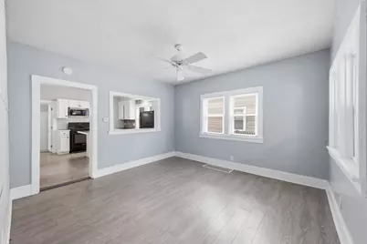 422 S 10th Street, Dekalb, IL 60115 - Photo 5