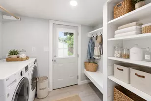 422 S 10th St, Dekalb, IL 60115 - Photo 21