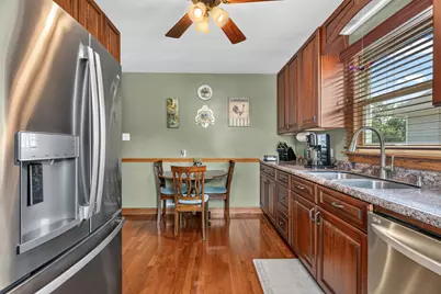 611 Table Street, Lockport, IL 60441 - Photo 5
