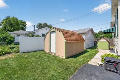 611 Table Street, Lockport, IL 60441 - Photo 37