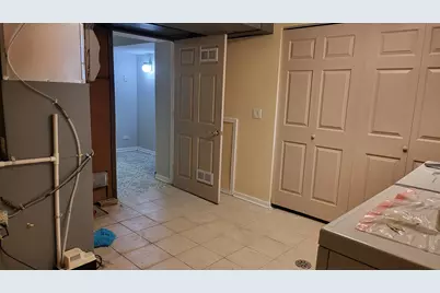 7023 S Bennett Avenue, Chicago, IL 60649 - Photo 9