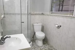7023 S Bennett Ave, Chicago, IL 60649 - Photo 25