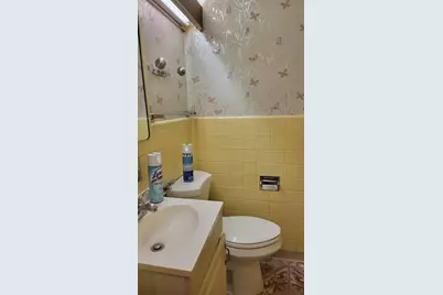 7023 S Bennett Avenue, Chicago, IL 60649 - Photo 11