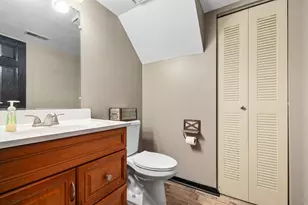 17037 East Circle Dr, Tinley Park, IL 60477 - Photo 11