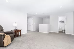 1035 Gillespie Ln, Yorkville, IL 60560 - Photo 13