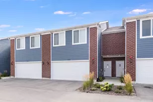 1035 Gillespie Ln, Yorkville, IL 60560 - Photo 1