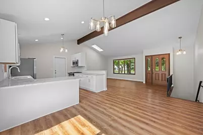 7655 Woodview Drive, Woodridge, IL 60517 - Photo 11
