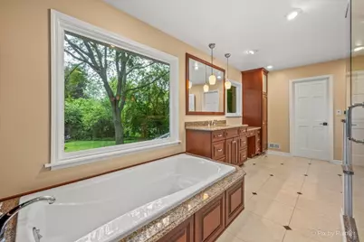 1 Carlisle Road, Hawthorn Woods, IL 60047 - Photo 17