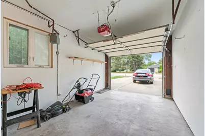109 Landmeier Road, Elk Grove Village, IL 60007 - Photo 21