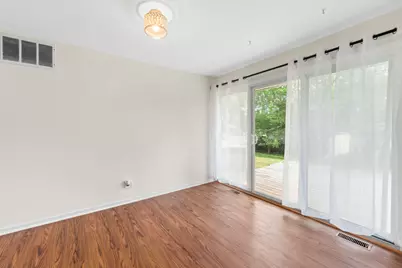 109 Landmeier Road, Elk Grove Village, IL 60007 - Photo 19