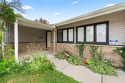109 Landmeier Road, Elk Grove Village, IL 60007 - Photo 1