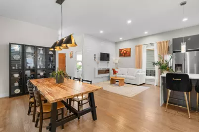 5047 W Winnemac Avenue, Chicago, IL 60630 - Photo 13