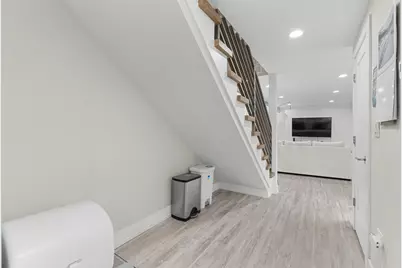 5047 W Winnemac Avenue, Chicago, IL 60630 - Photo 39