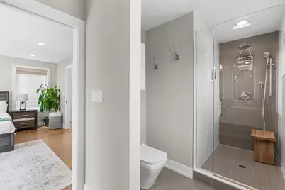 5047 W Winnemac Avenue, Chicago, IL 60630 - Photo 25