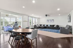 4180 SE Heartleaf Ln, Naperville, IL 60564 - Photo 9