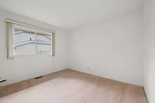 1166 Tracie Dr, Lake Zurich, IL 60047 - Photo 17