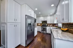 812 Richards St, Geneva, IL 60134 - Photo 9