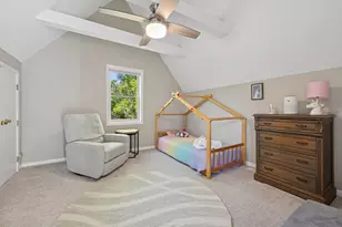 2307 W Melrose St, Chicago, IL 60618 - Photo 21
