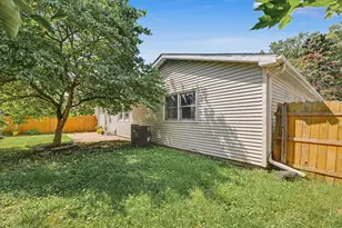 1004 Frank Dr, Champaign, IL 61821 - Photo 29
