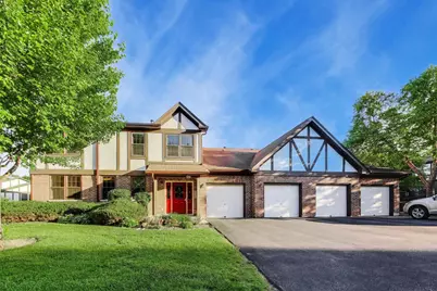 306 Carriage Way #2C, Bloomingdale, IL 60108 - Photo 1