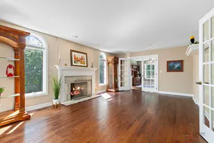 4525 Red Oak Ln, Long Grove, IL 60047 - Photo 9