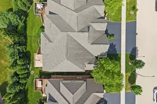 1636 Castle Lawn Ct, Naperville, IL 60565 - Photo 43