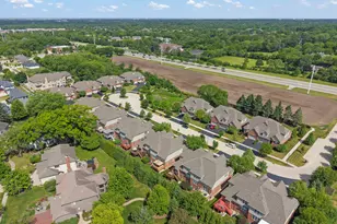 1636 Castle Lawn Ct, Naperville, IL 60565 - Photo 47