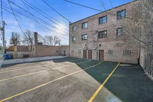 7109 N Western Ave, Chicago, IL 60645 - Photo 19