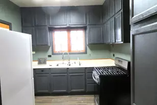 801 Fremont Ave, Morris, IL 60450 - Photo 13