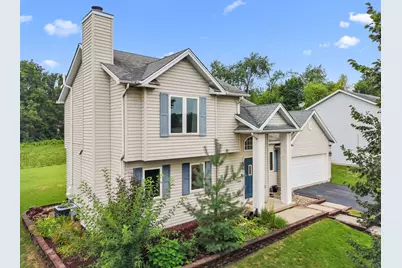 212 Galvin Parkway, Harvard, IL 60033 - Photo 1