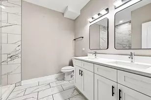 4053 S Prairie Ave, Chicago, IL 60653 - Photo 11