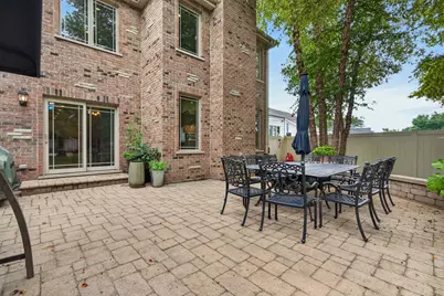 450 N Elm Avenue, Elmhurst, IL 60126 - Photo 33