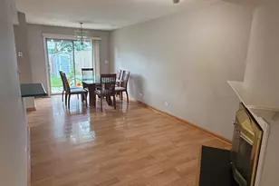 1932 Farnham Ct, Schaumburg, IL 60194 - Photo 7