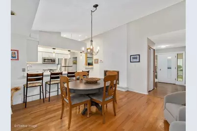 901 S Myrtle Avenue, Villa Park, IL 60181 - Photo 11