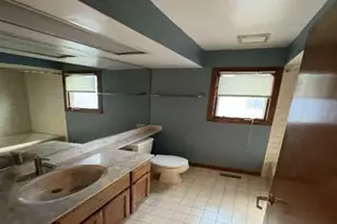 2592 Leach Dr, Naperville, IL 60564 - Photo 9