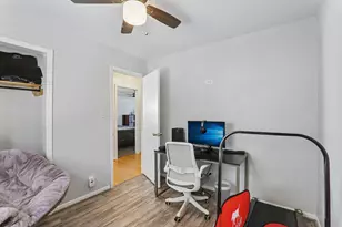 1212 Carswell Ave, Elk Grove Village, IL 60007 - Photo 23