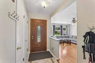 1212 Carswell Ave, Elk Grove Village, IL 60007 - Photo 3