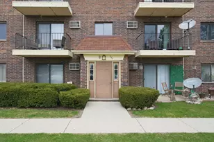 940 N Rohlwing Rd, Addison, IL 60101 - Photo 1