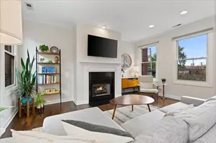 2036 W Le Moyne St, Chicago, IL 60622 - Photo 13