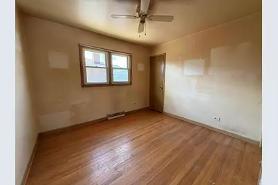 9846 Sterling Lane, Schiller Park, IL 60176 - Photo 5