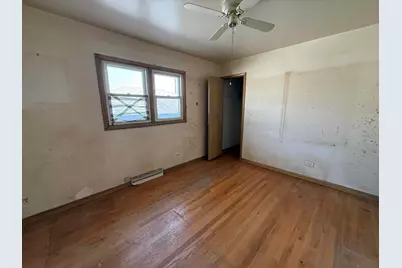 9846 Sterling Lane, Schiller Park, IL 60176 - Photo 3